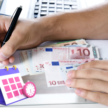 soldi, euro, immagine mani che compilano modulo, pc, immagine calendario con orologio